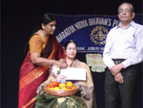 Receiving the Jindal award for Best Teacher 2011